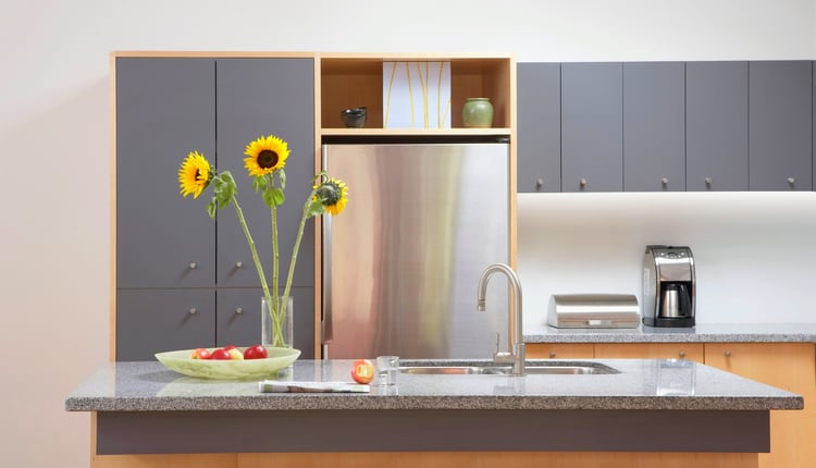 DIY Guide to Under-Cabinet Kitchen Lighting