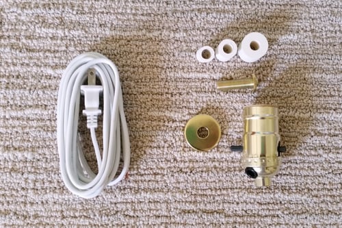 How-To_DIY_Lamp_with_GE_Bottle_lamp_Kit